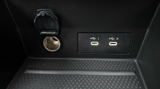 Renault Symbioz 1.6 E-Tech FHEV 145 Iconic Esprit Alpine 5dr Auto Hybrid Estate